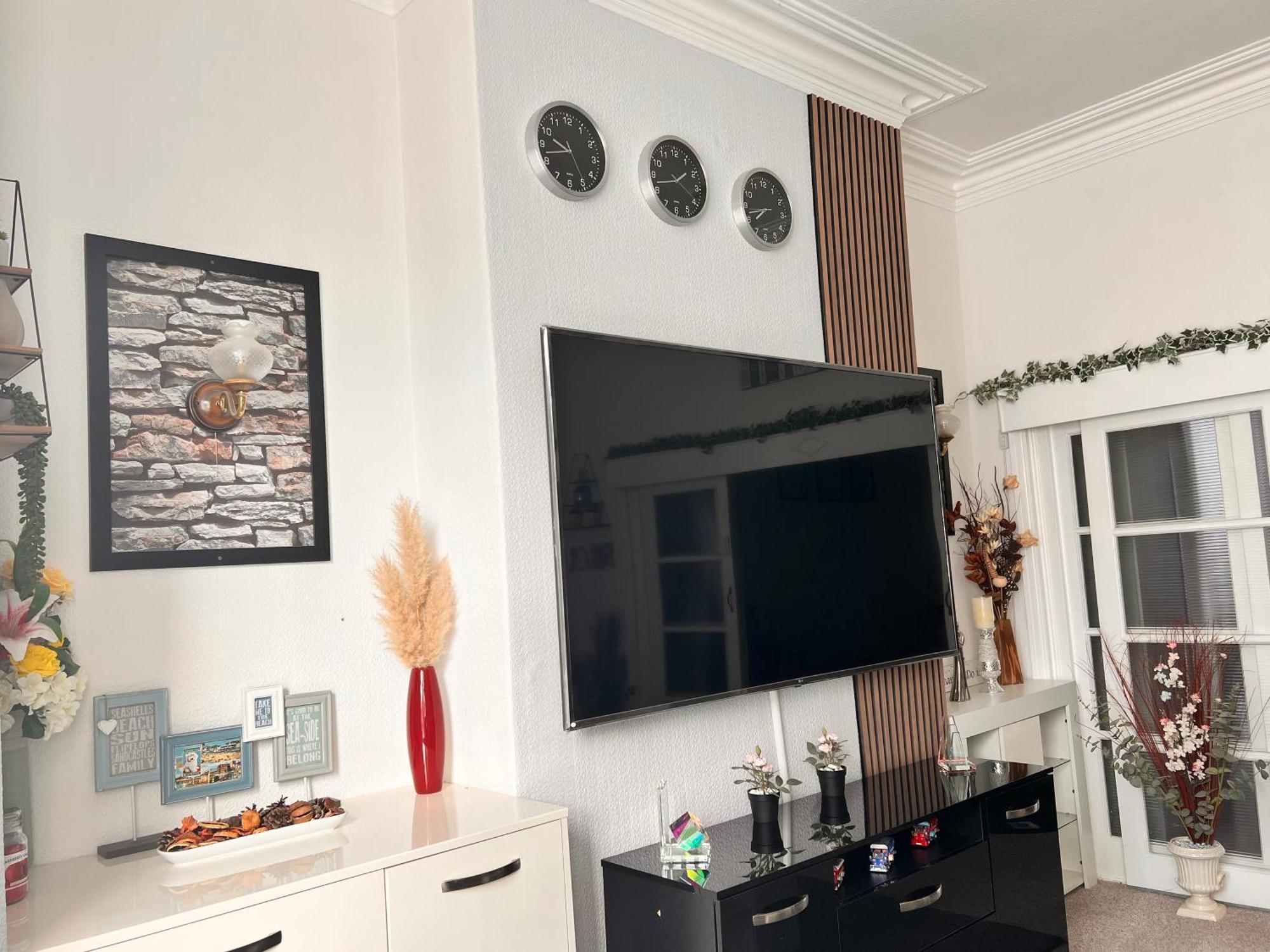 Victoria House - Self Catering Quiet Guesthouse - Adult Singles And Couples Only Blackpool Buitenkant foto